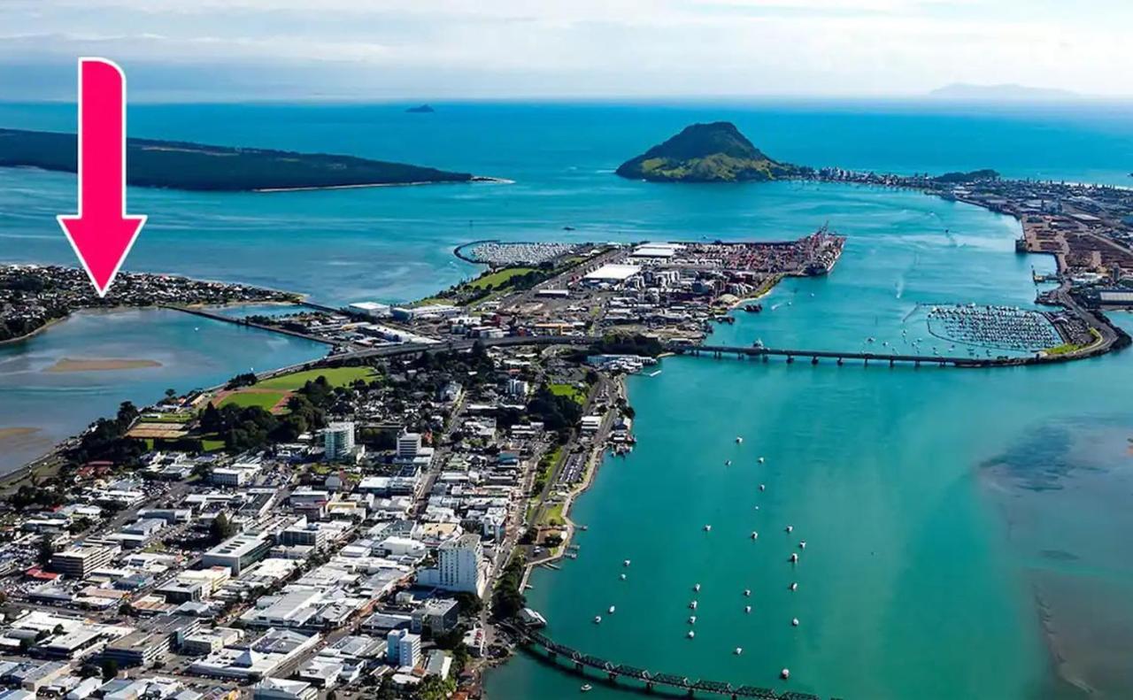Tauranga - Big, Beautiful Villa On The Water! Extérieur photo