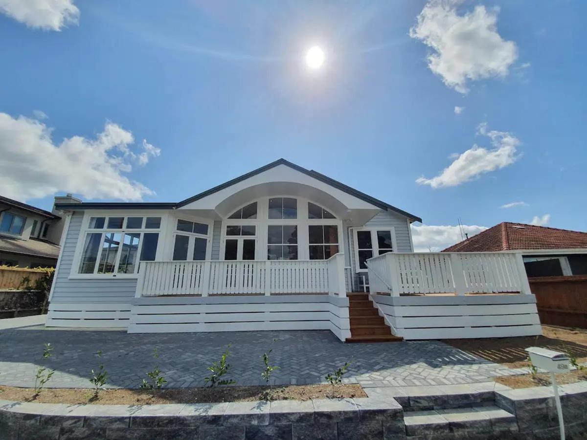 Tauranga - Big, Beautiful Villa On The Water! Extérieur photo